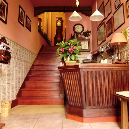 Escuder Apartamentos Turisticos Ribadeo Dış mekan fotoğraf