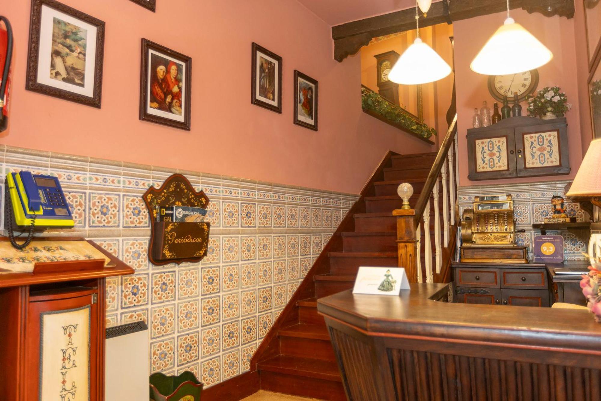 Escuder Apartamentos Turisticos Ribadeo Dış mekan fotoğraf