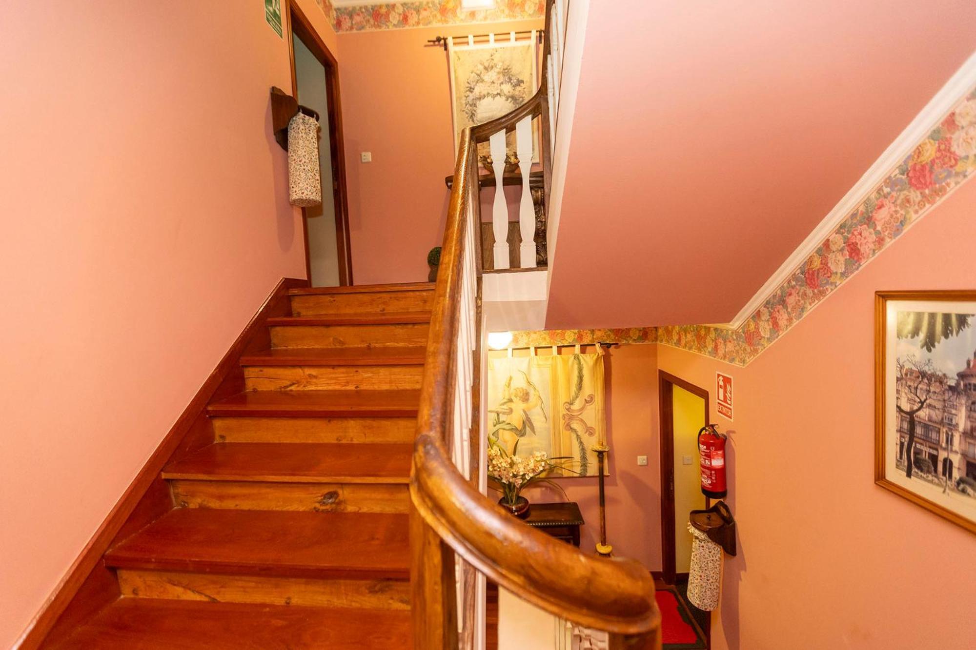 Escuder Apartamentos Turisticos Ribadeo Dış mekan fotoğraf