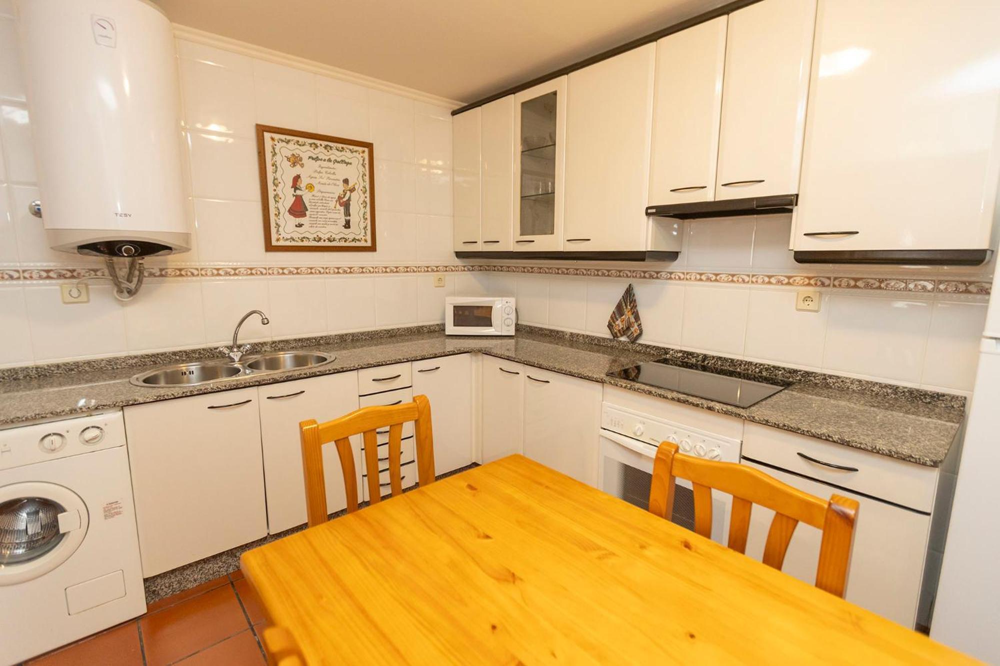 Escuder Apartamentos Turisticos Ribadeo Dış mekan fotoğraf