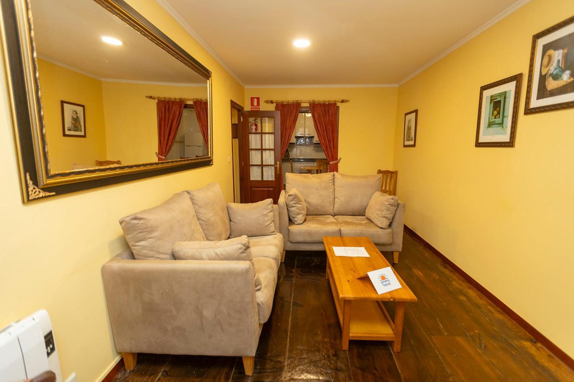 Escuder Apartamentos Turisticos Ribadeo Dış mekan fotoğraf