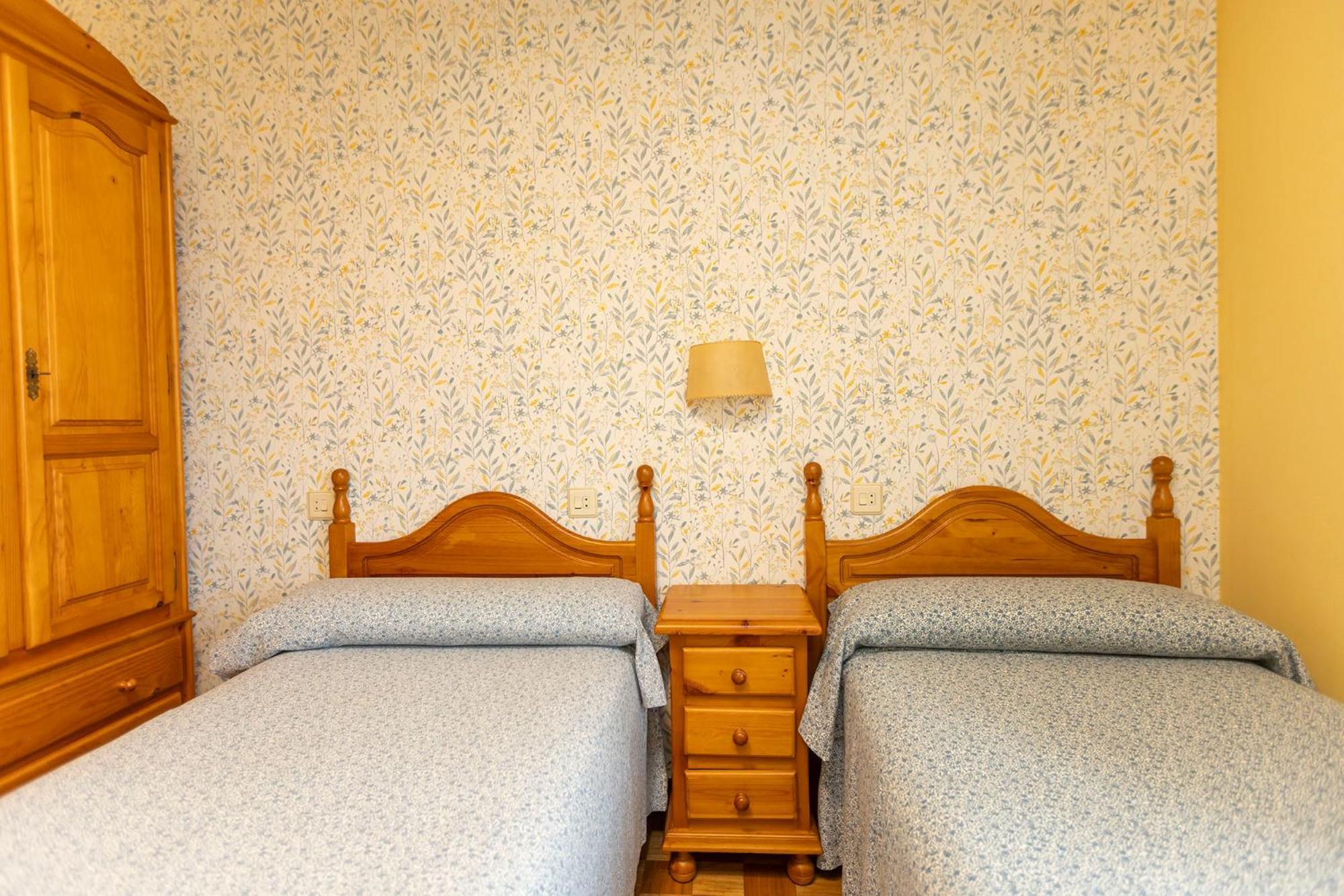 Escuder Apartamentos Turisticos Ribadeo Dış mekan fotoğraf