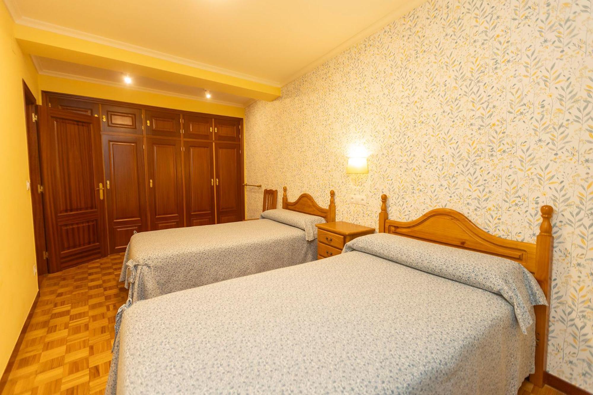 Escuder Apartamentos Turisticos Ribadeo Dış mekan fotoğraf