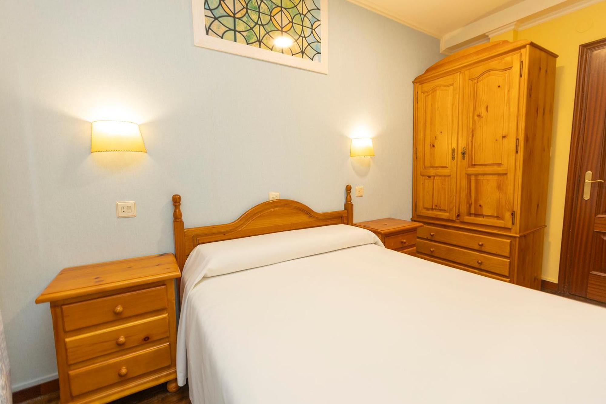 Escuder Apartamentos Turisticos Ribadeo Dış mekan fotoğraf