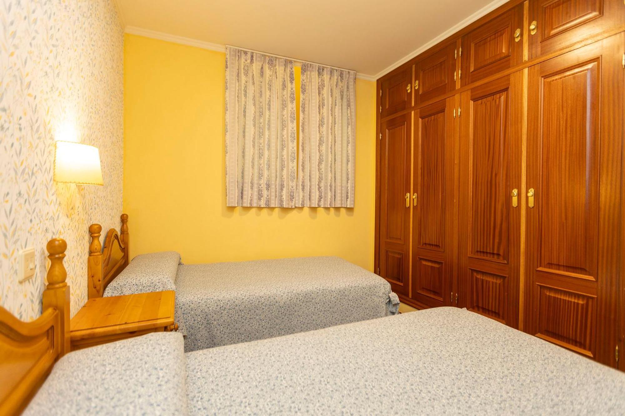 Escuder Apartamentos Turisticos Ribadeo Dış mekan fotoğraf