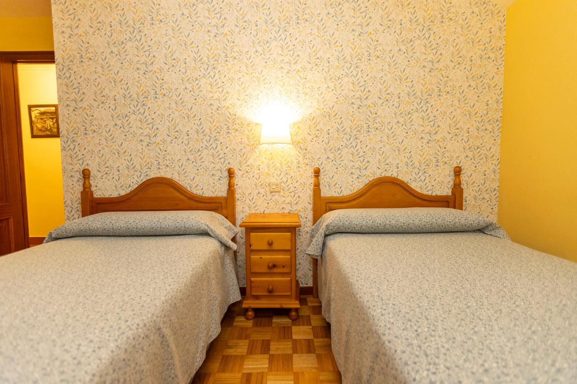 Escuder Apartamentos Turisticos Ribadeo Dış mekan fotoğraf