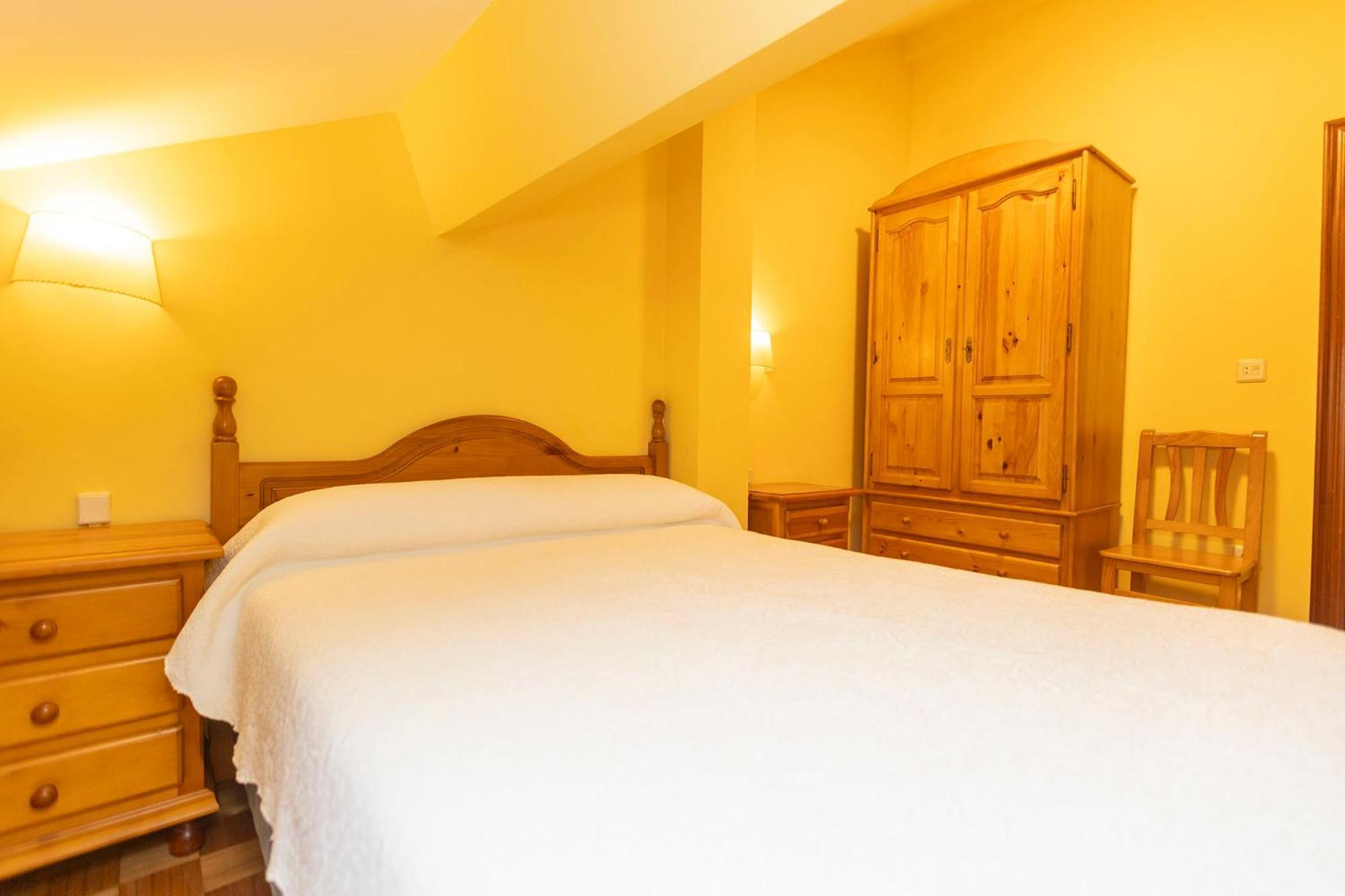 Escuder Apartamentos Turisticos Ribadeo Dış mekan fotoğraf