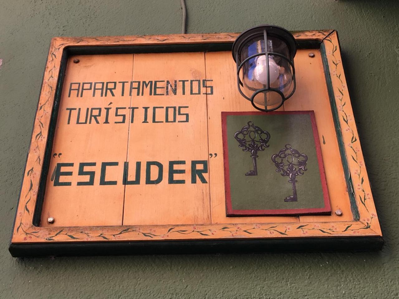 Escuder Apartamentos Turisticos Ribadeo Dış mekan fotoğraf